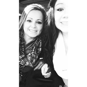 Meet your Posher, Dot